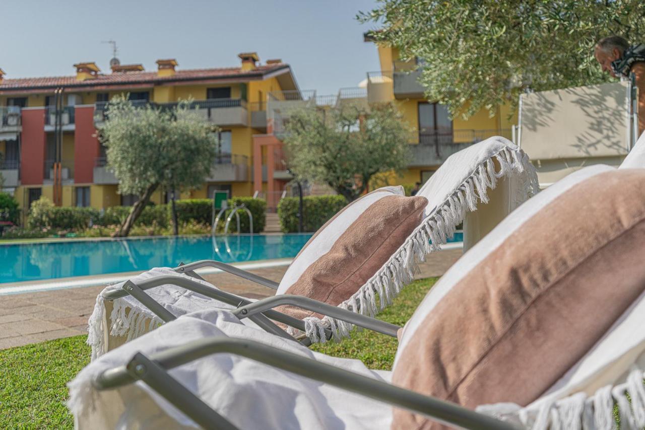 Dolce Vita Family Apartment Σιρμιόνε Εξωτερικό φωτογραφία